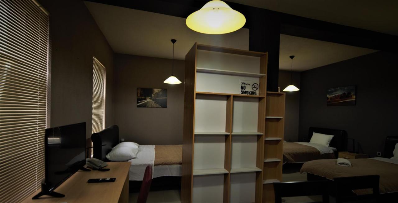 Hotel Ambasador Bitola Exteriör bild